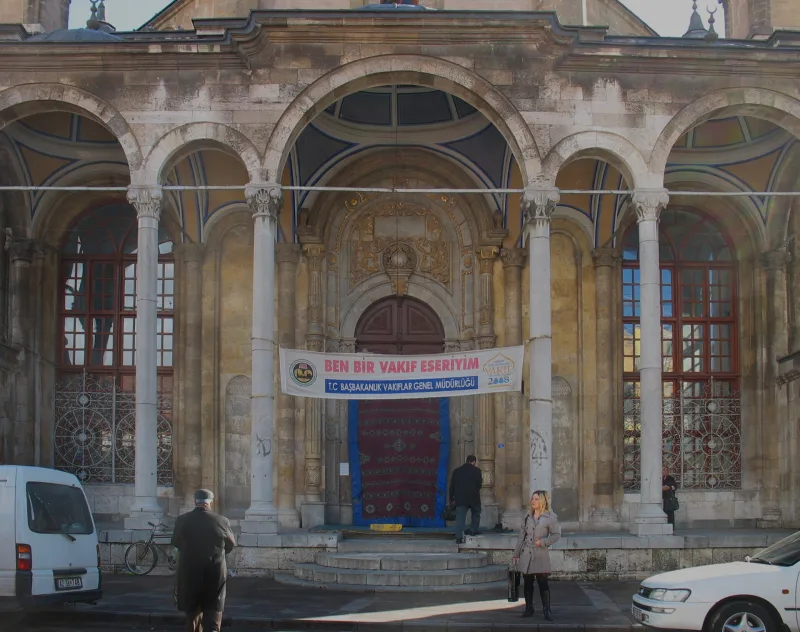 Mešita Aziziye v Konye – jedinečné minarety Turecka
