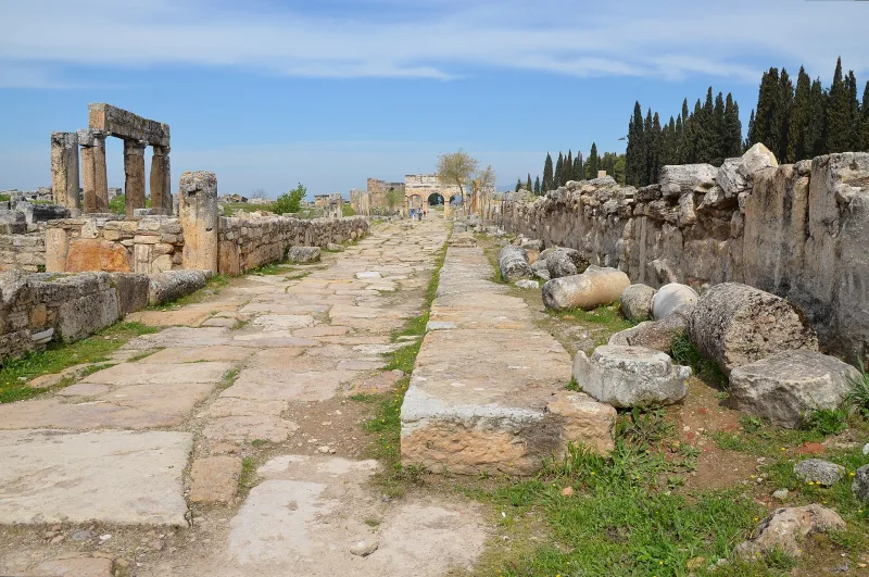 Иераполис (Hierapolis) и Памуккале — пътеводител за обектите на ЮНЕСКО