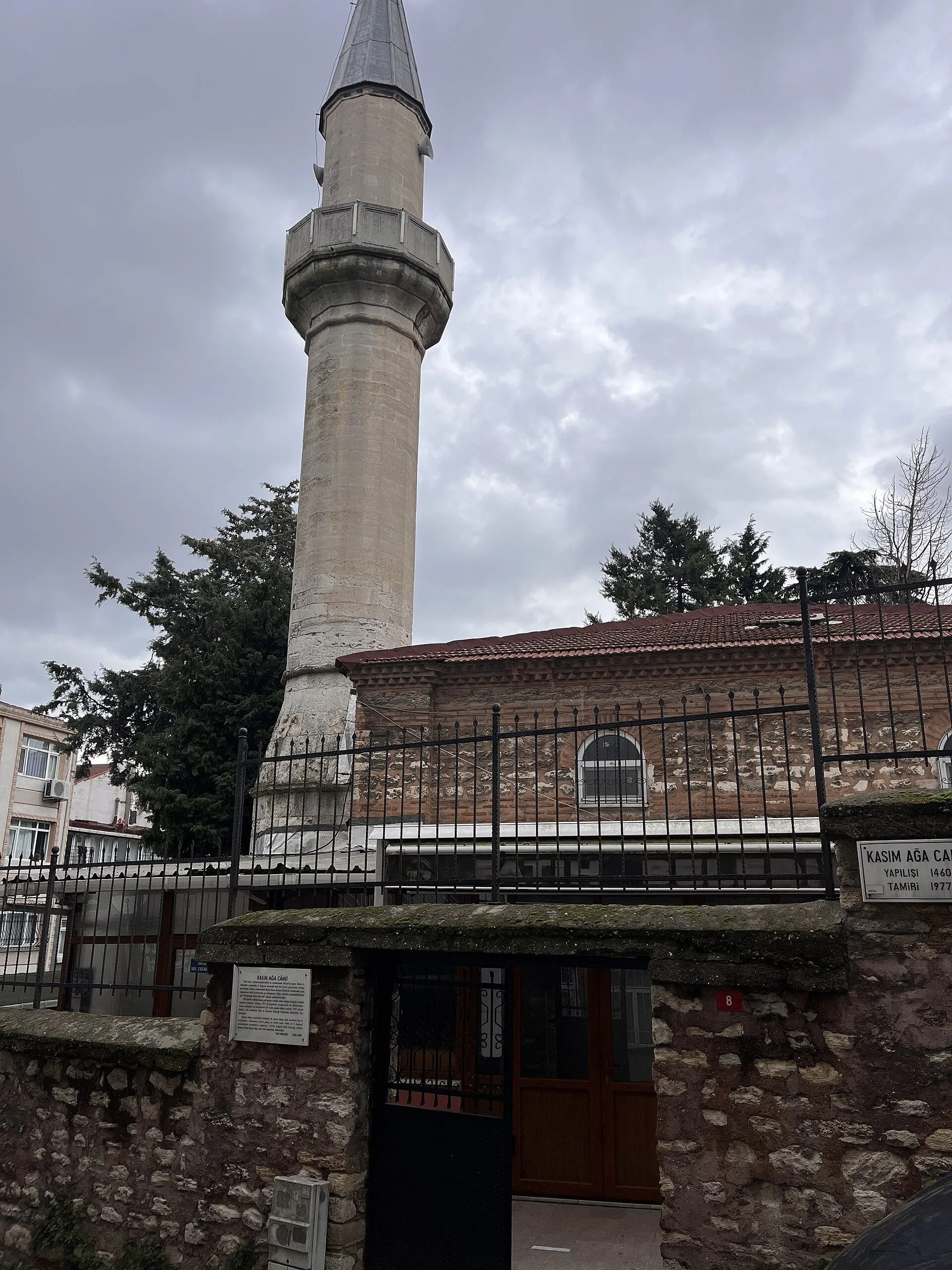 Mešita Kasim Aga v Istanbulu: historie a jak ji navštívit