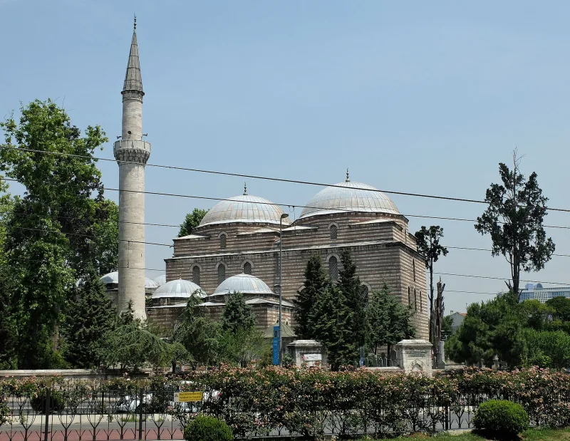 Mešita Murata Paši v Istanbulu – 15. století ve čtvrti Fatih