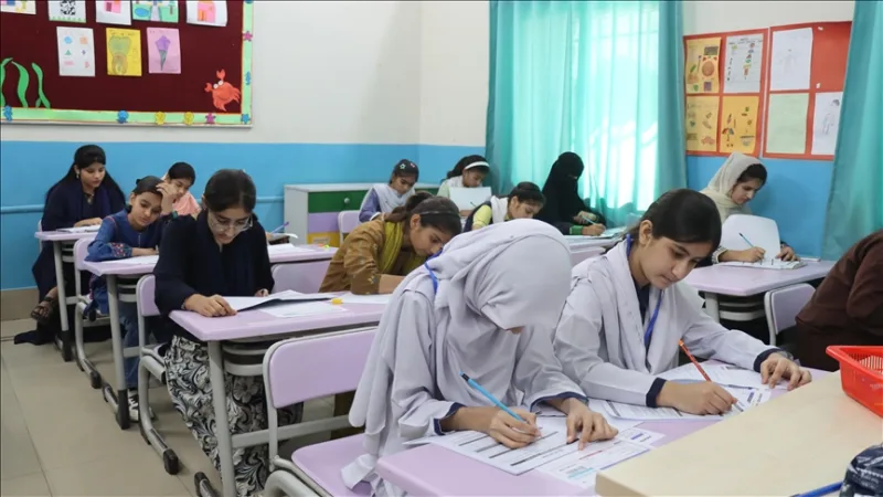 パキスタンでTMV主催の入学試験に6500人以上の学生が参加