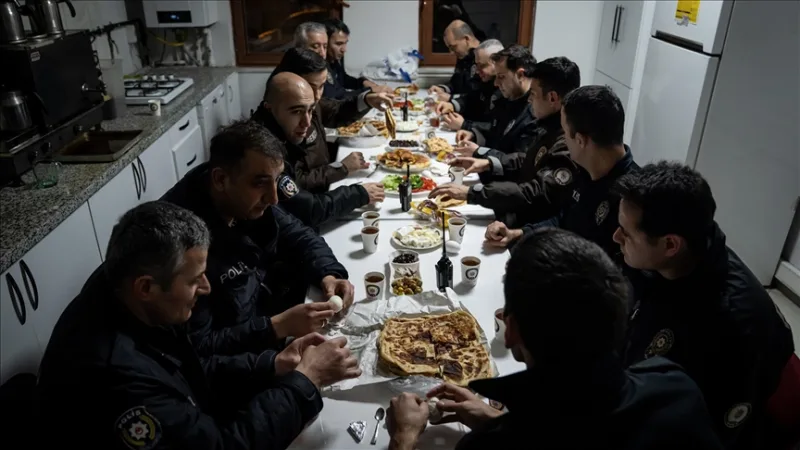 Police officers in Ankara had their first sahur on duty