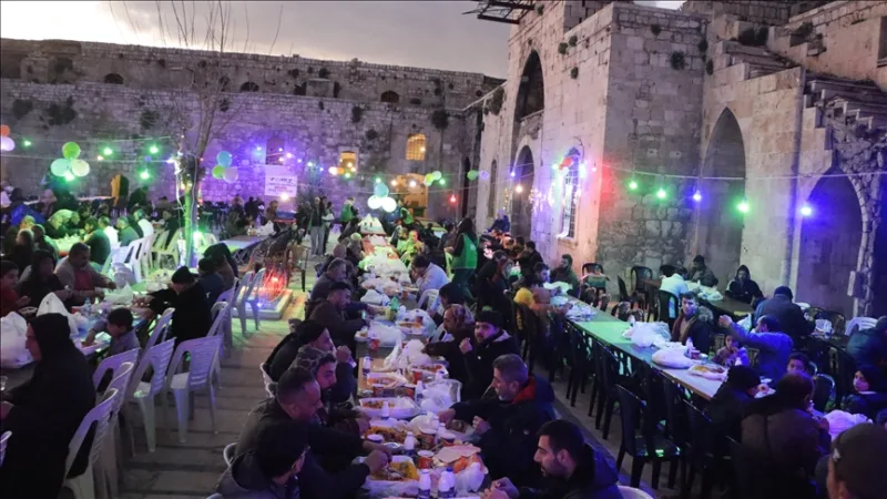 IHH、ラマダン初日にシリアで2,700人にイフタールを提供
