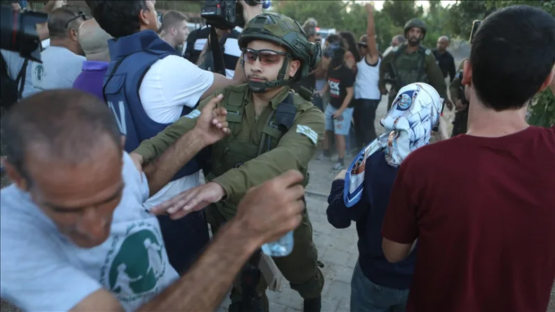 Iisraeli sõdurid ja juudi asukad korraldasid Läänekaldal samaaegseid rünnakuid