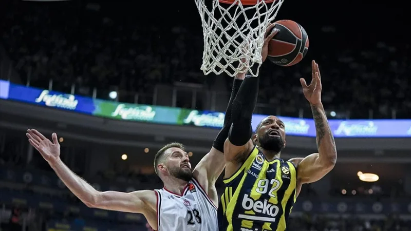 Fenerbahçe Beko voitti EA7 Emporio Armani Milanin