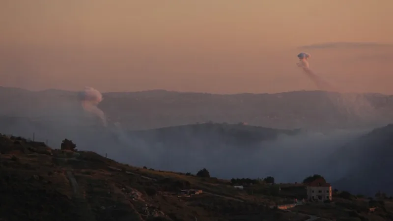В результате нападений, совершенных Израилем на юг Ливана, несмотря на перемирие, погибли 2 человека